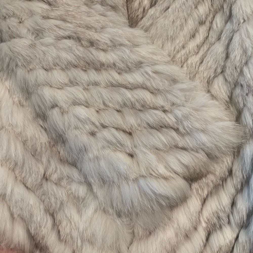 Saga Fox | Plush Cream Faux Fur Coat | OS, fits like Size S/M - Picture 8 of 11
